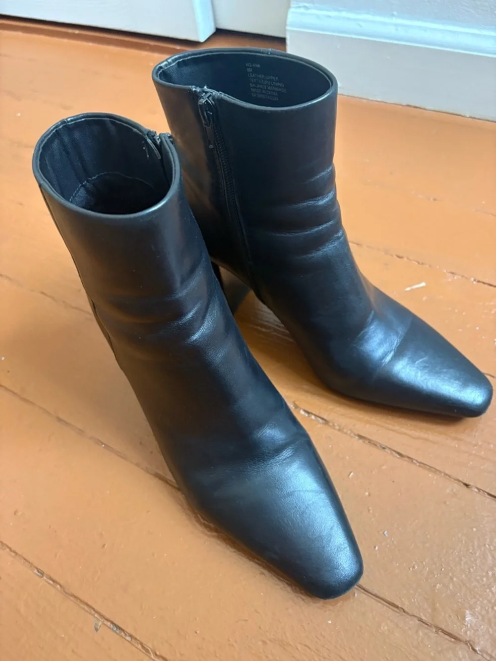 Aqua Black Leather Pointed Square-Toe Ankle Boots